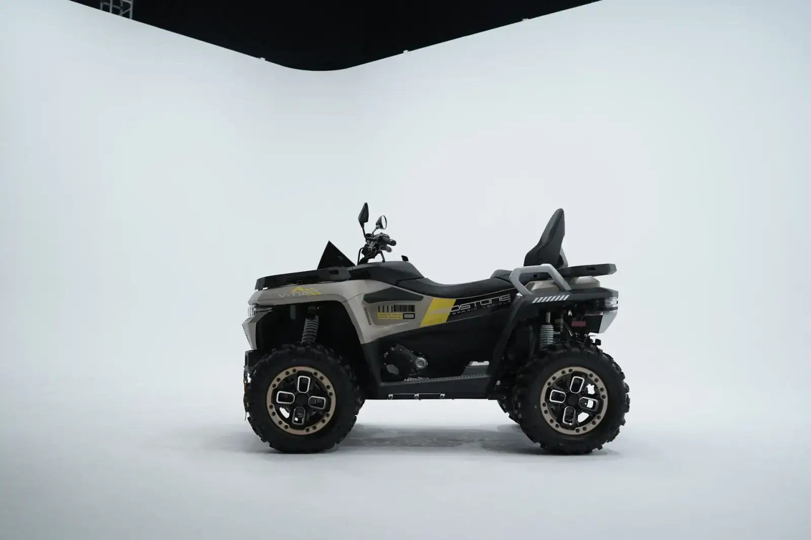 Benda Redstone ATV studio shoot