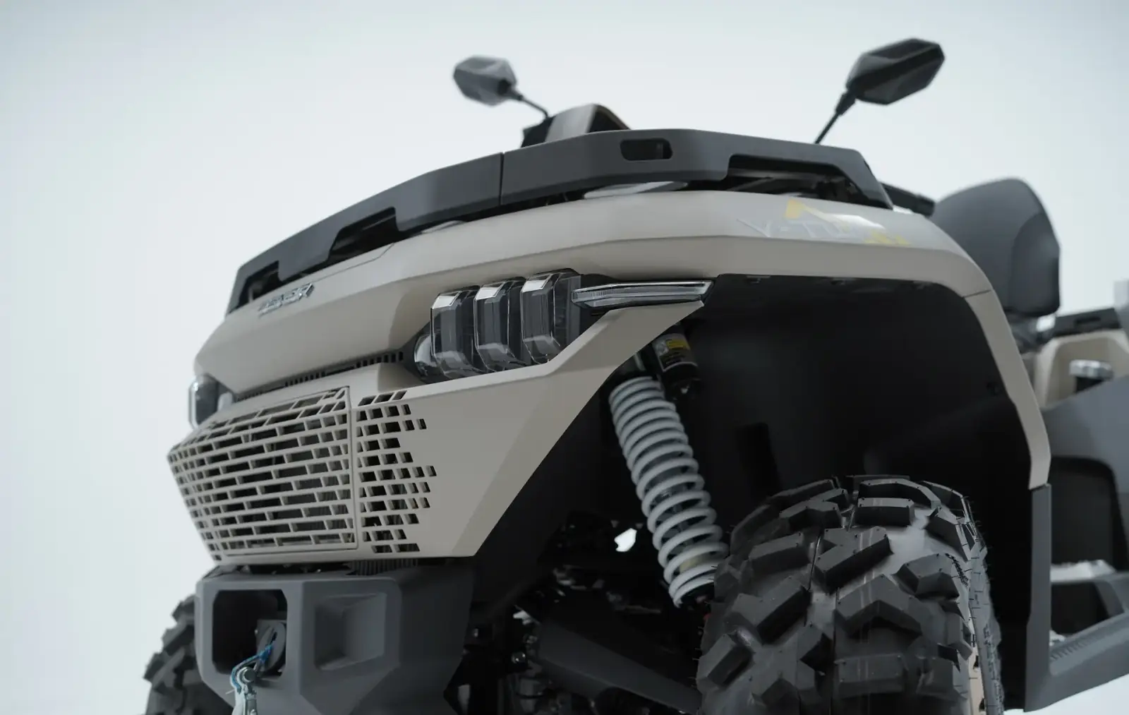 Front end of a Benda Redstone 550 with matrix LED lighting